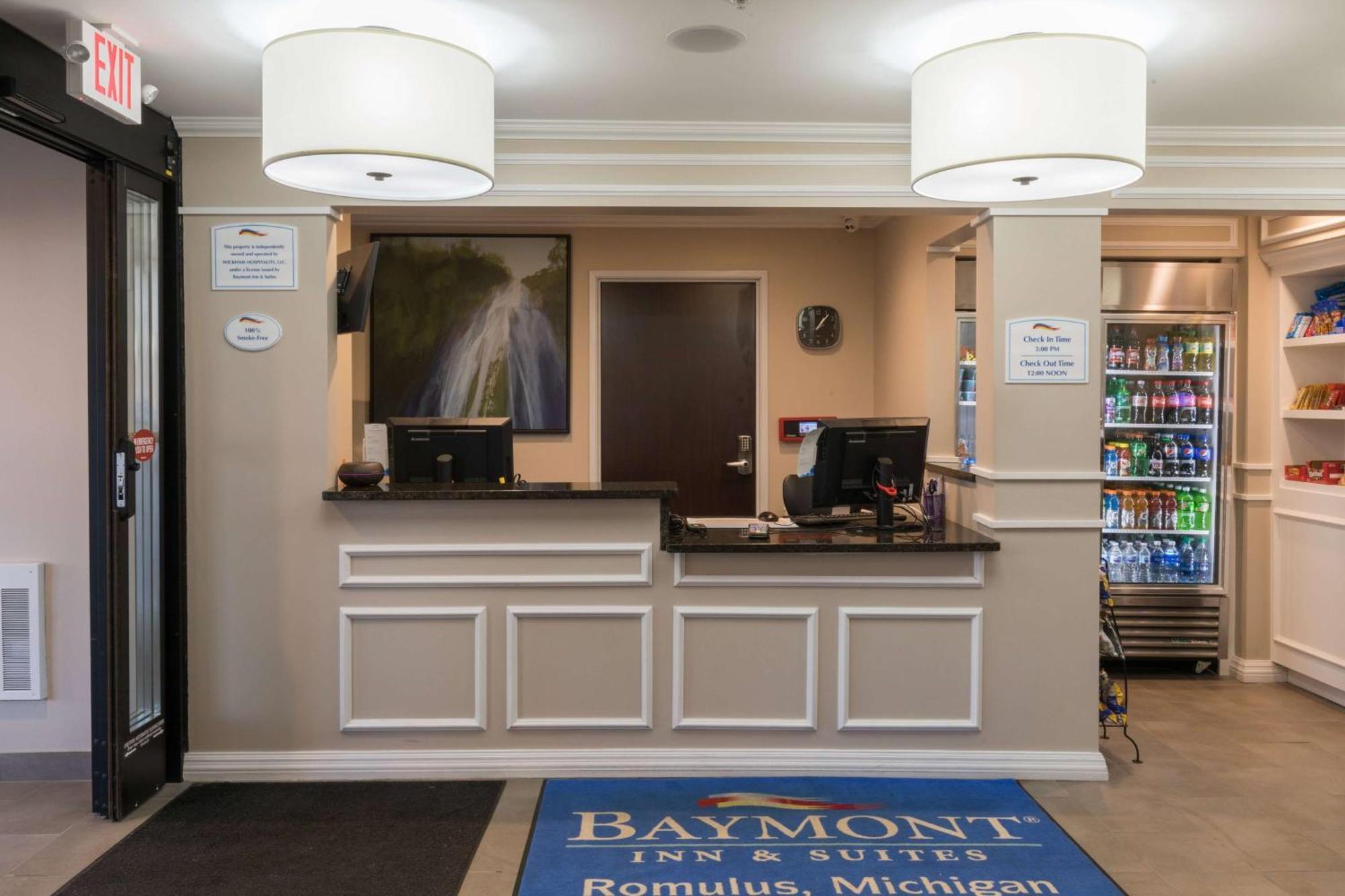 Baymont By Wyndham Detroit Airport/Romulus Ξενοδοχείο Εξωτερικό φωτογραφία